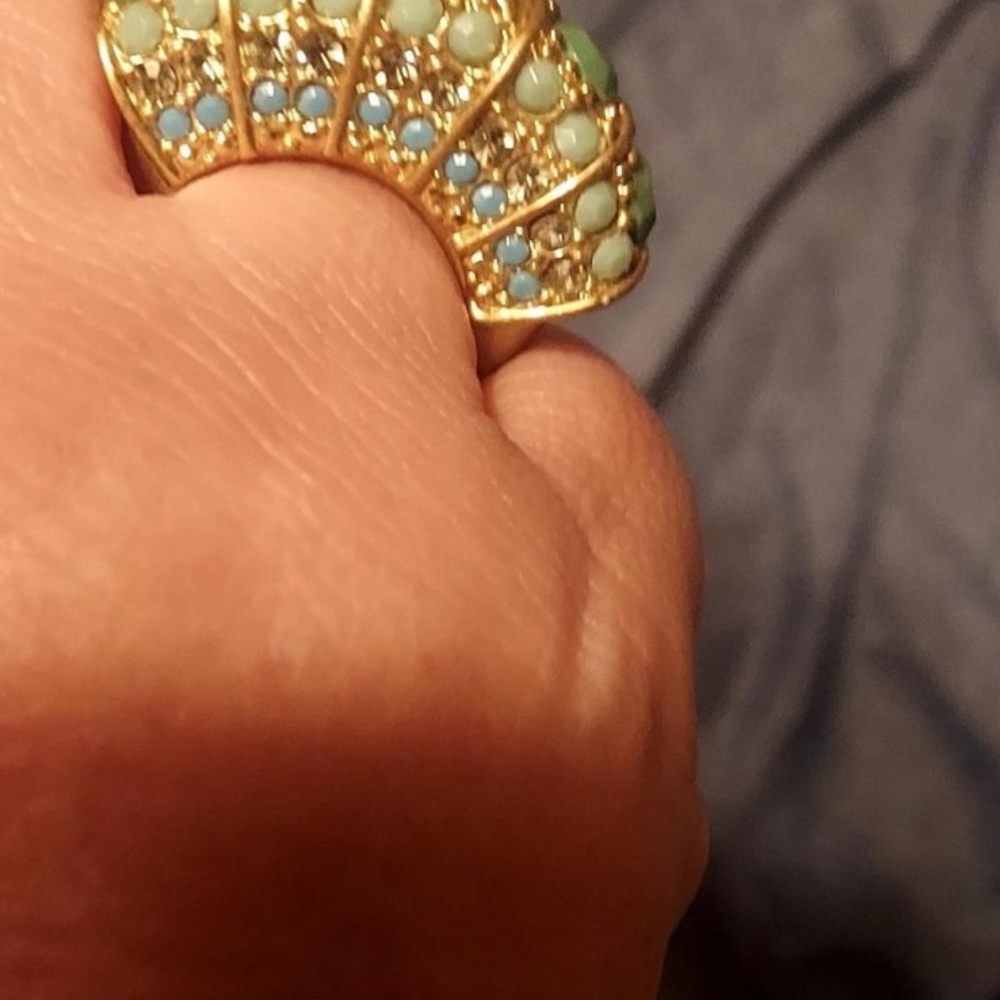 Statement Ring - Picture 4 of 4